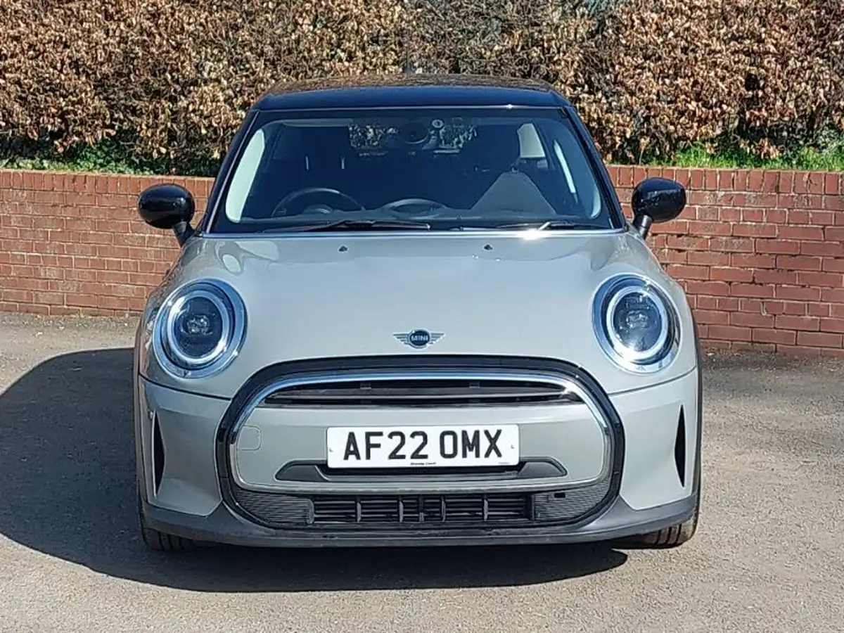 2022-mini-cooper-15-cooper-classic-hatchback-5d-big-14