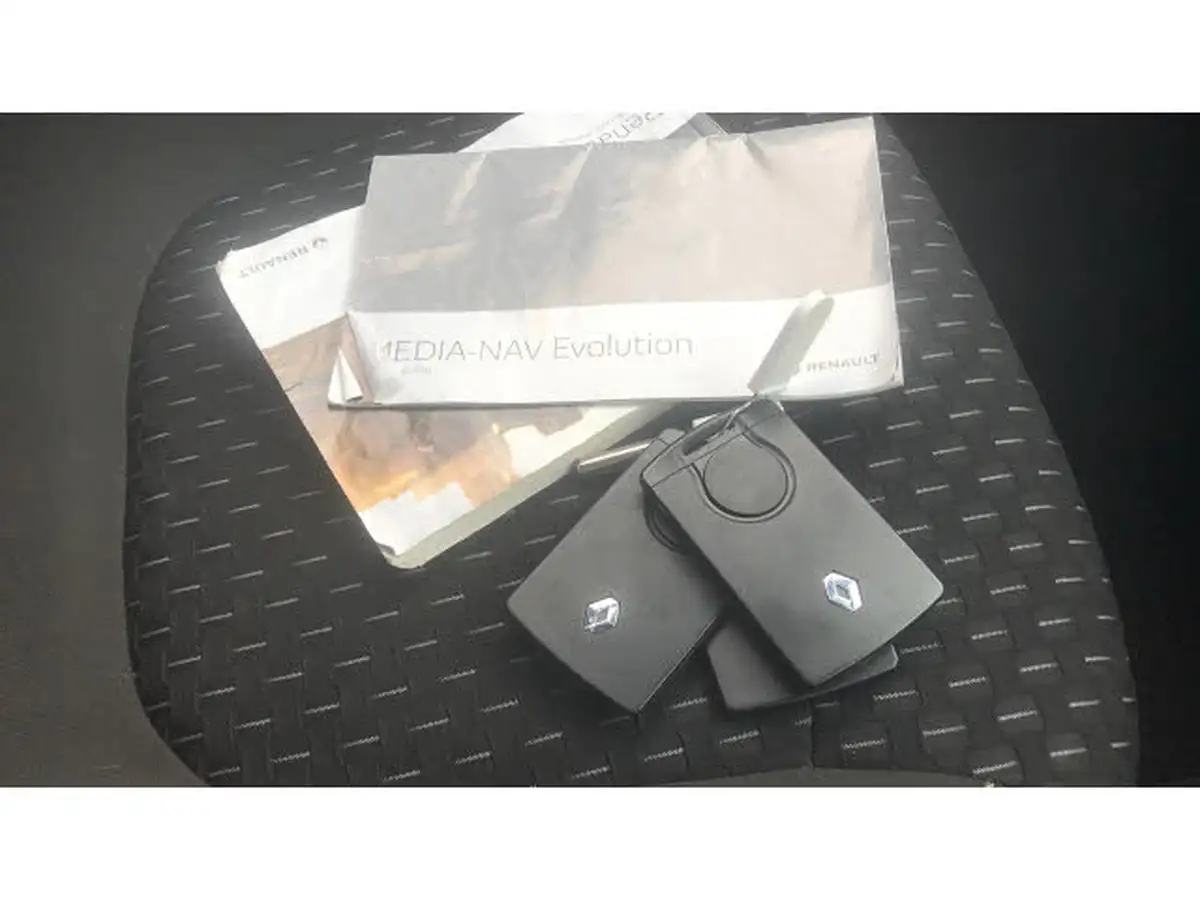 2018-renault-captur-09-tce-dynamique-nav-big-18