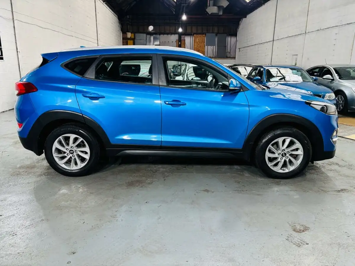 2017-hyundai-tucson-17crdi-blue-drive-se-nav-116ps-big-6