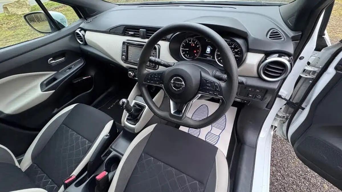 2017-nissan-micra-10-acenta-exteriorpack-big-11