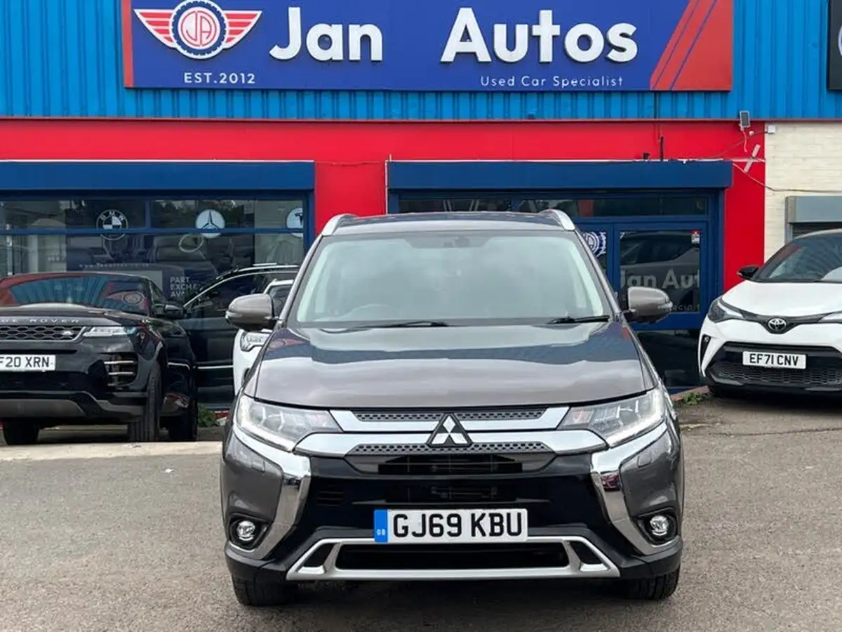 2019-mitsubishi-outlander-20-exceed-big-12