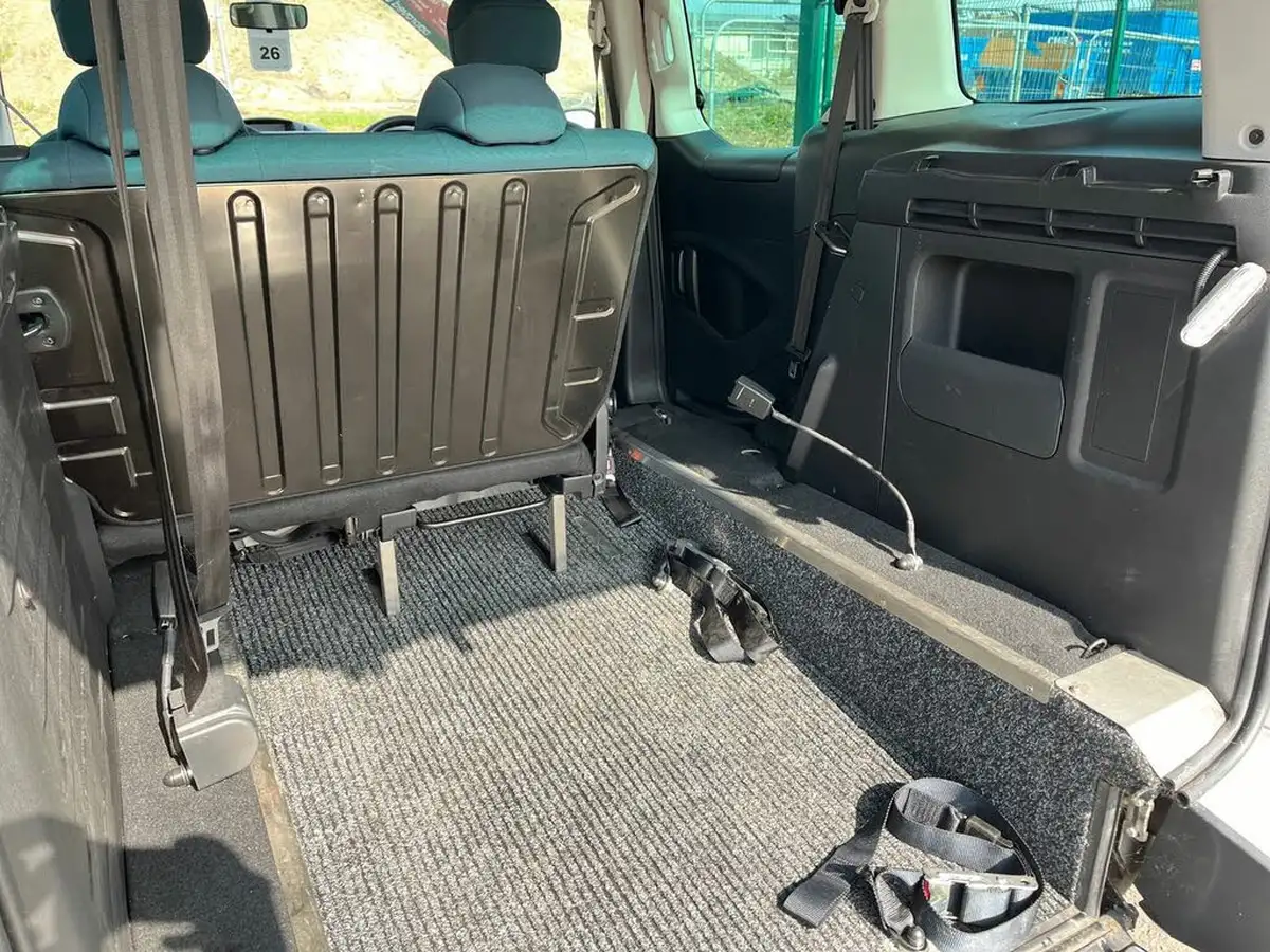 2018-citroen-berlingo-16bluehdi-multispace-feel-102ps-ss-etg6-big-19