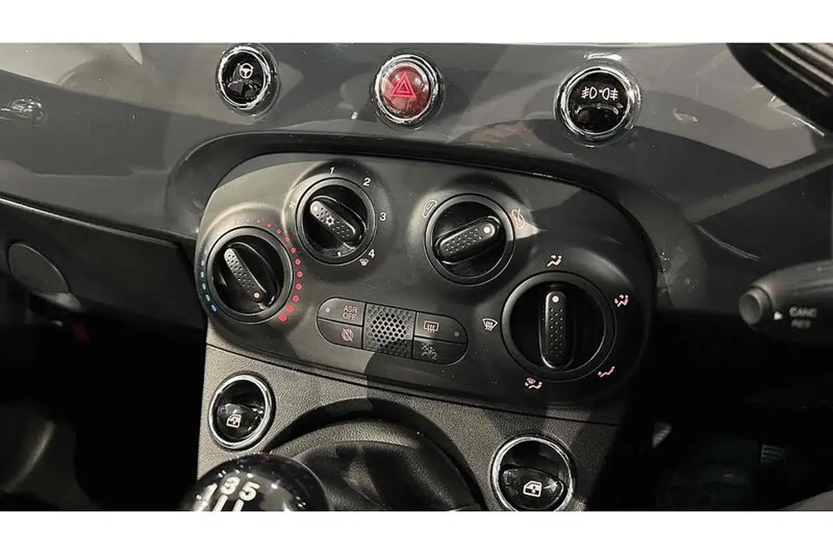 2022-fiat-500-10-dolcevita-big-32