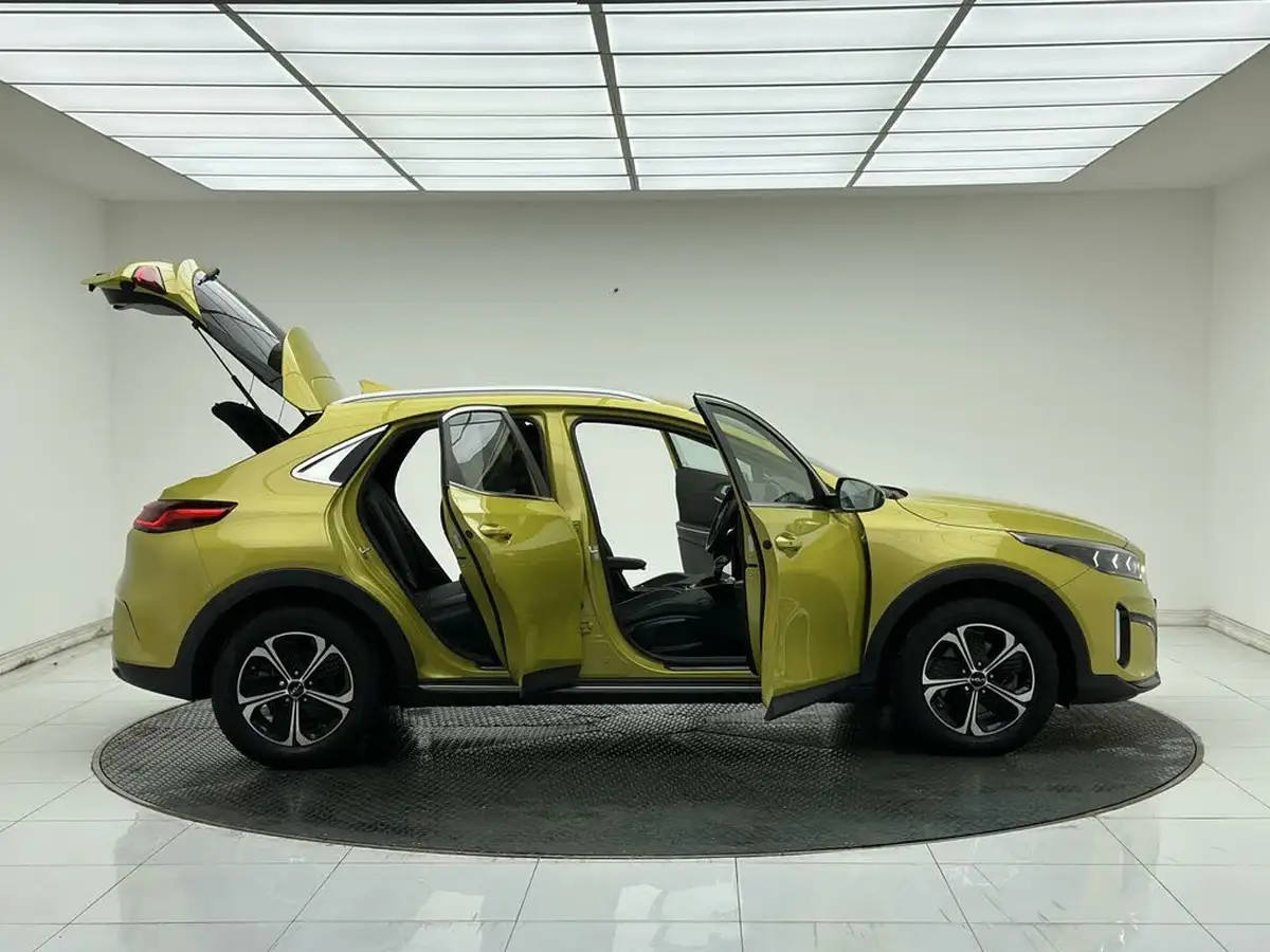 2022-kia-xceed-16-gdi-3-big-8