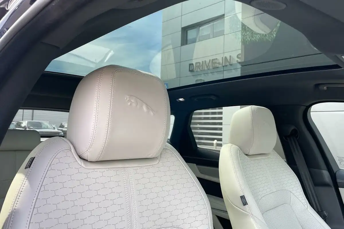 2024-jaguar-f-pace-20-d200-r-dynamic-se-black-90th-anniversary-edition-big-11