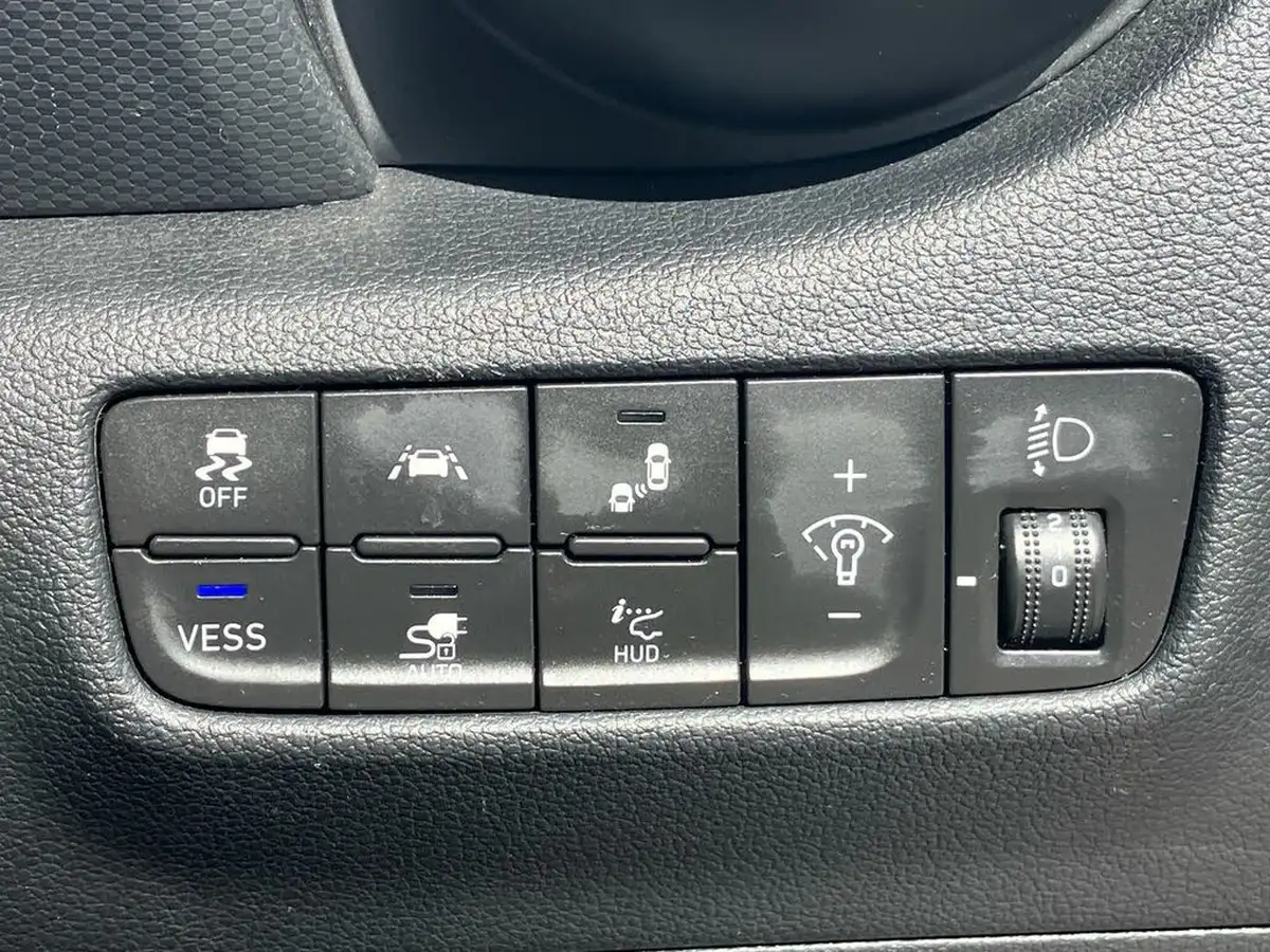 2020-hyundai-kona-e-premium-se-64kwh-7kw-obc-big-42