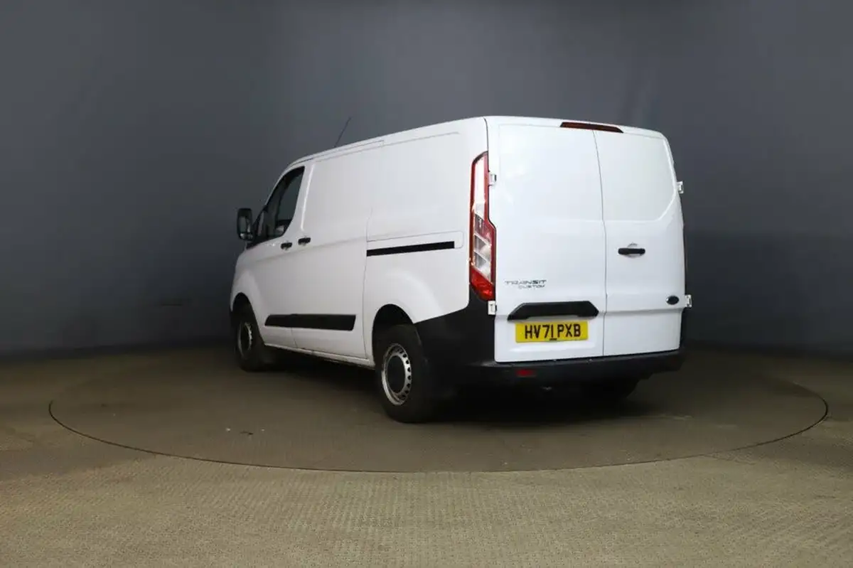 2021-ford-transit-custom-20tdci-300-l1h1-leader-130pseu6dt-panel-van-big-5