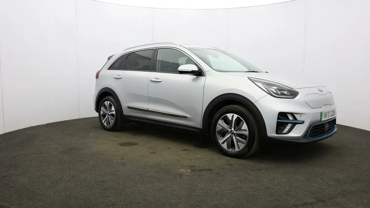 2021-kia-e-niro-ev-4-big-40