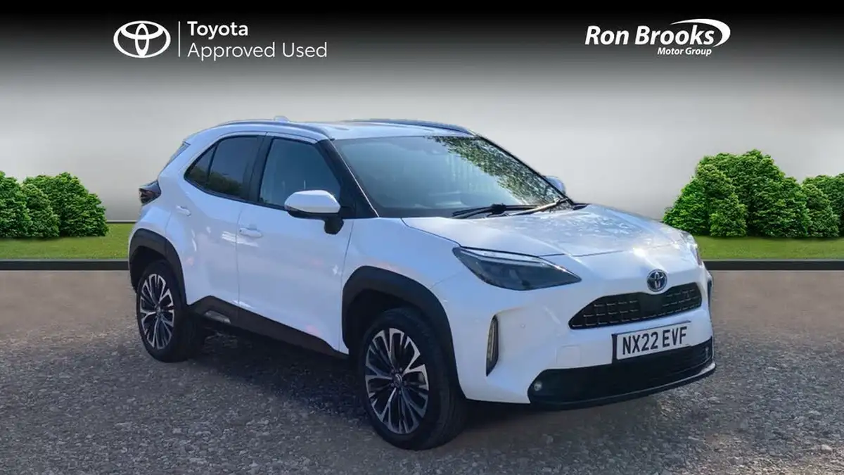 2022-toyota-yaris-cross-15-vvt-i-excel-big-0