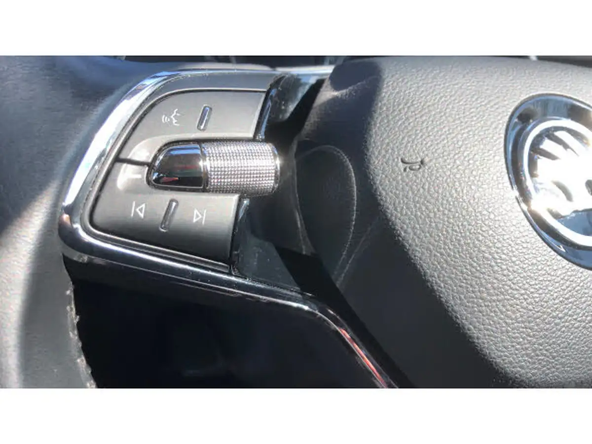 2021-skoda-kamiq-10-tsi-se-109ps-dsg-big-29