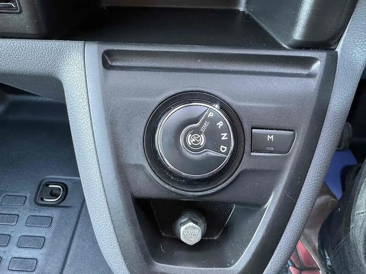 2021-vauxhall-vivaro-20td-3100-l2h1-elite-180pseu6dt-panel-auto-big-17