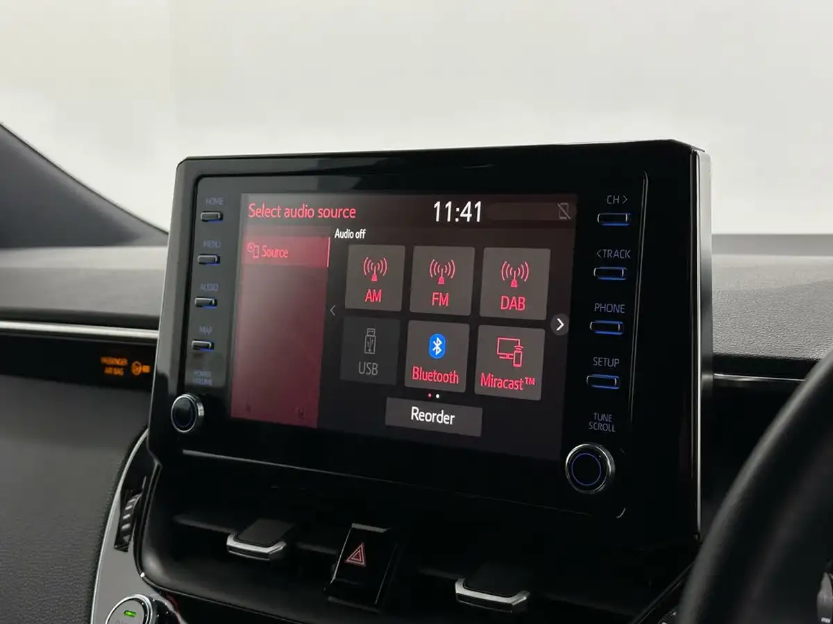 2019-toyota-corolla-18-vvt-i-icon-spare-wheel-hatchback-5d-big-21