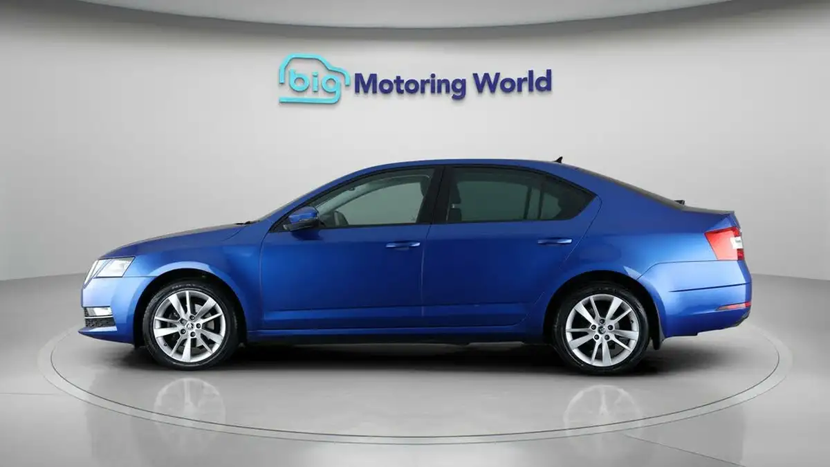 2019-skoda-octavia-15-tsi-se-l-hatchback-dsg-big-4