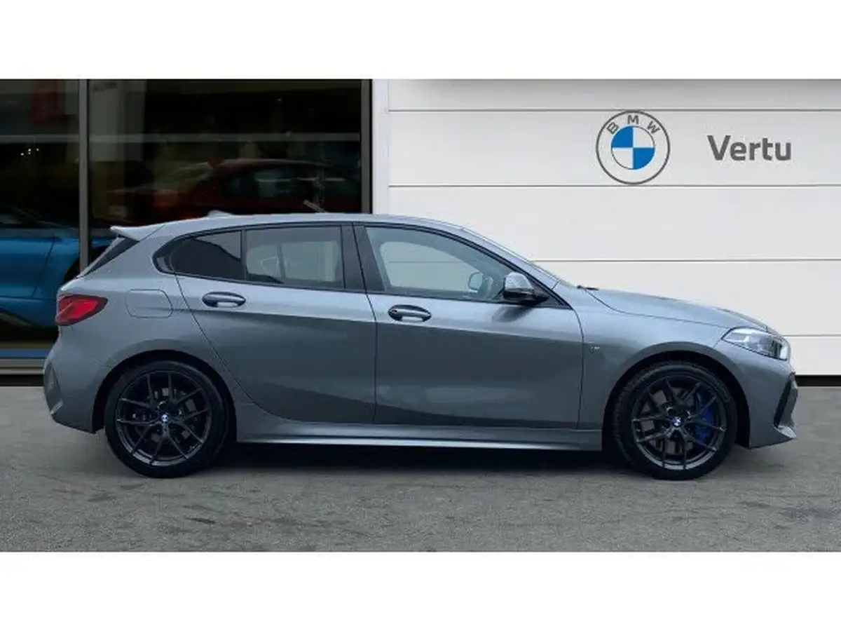 2023-bmw-1-series-15-118i-m-sport-lcp-dct-big-2