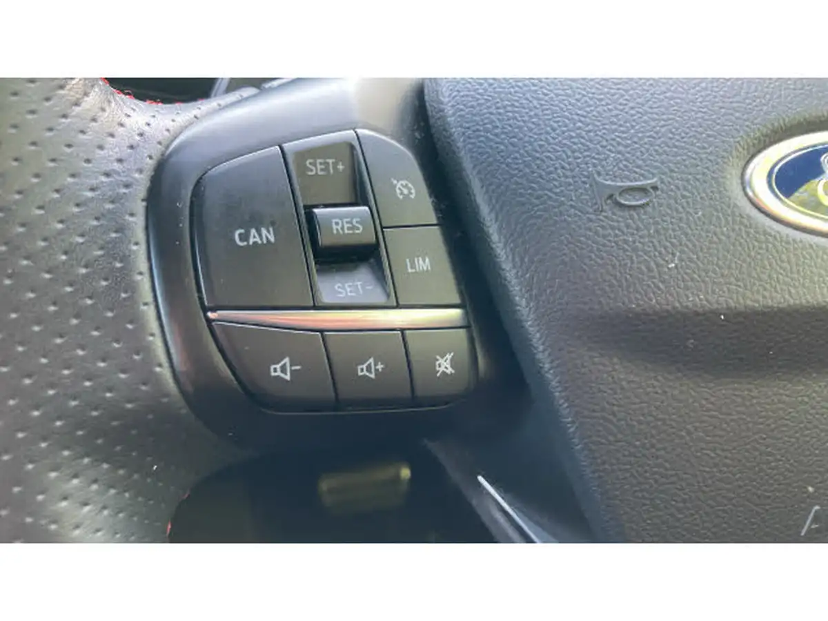 2019-ford-focus-10t-st-line-hatchback-auto-big-26