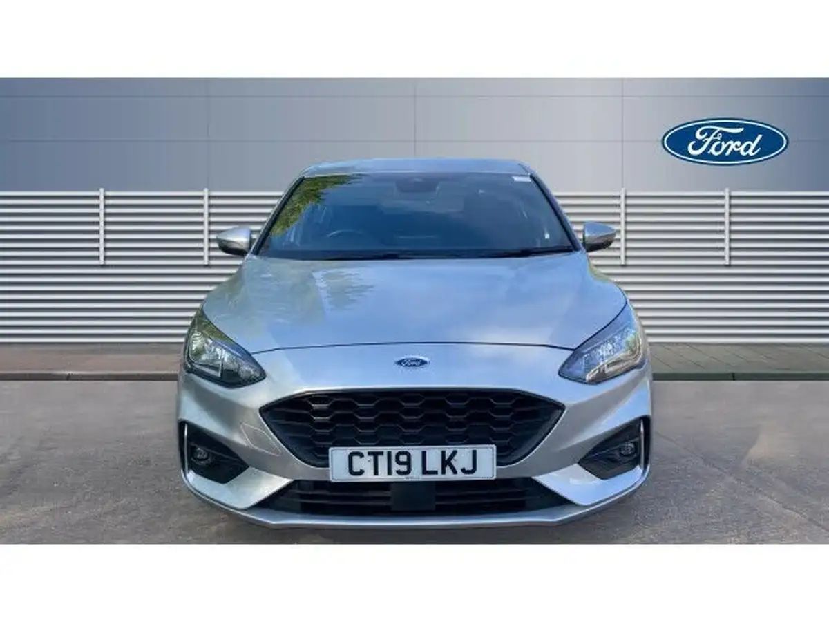 2019-ford-focus-10t-st-line-hatchback-auto-big-2