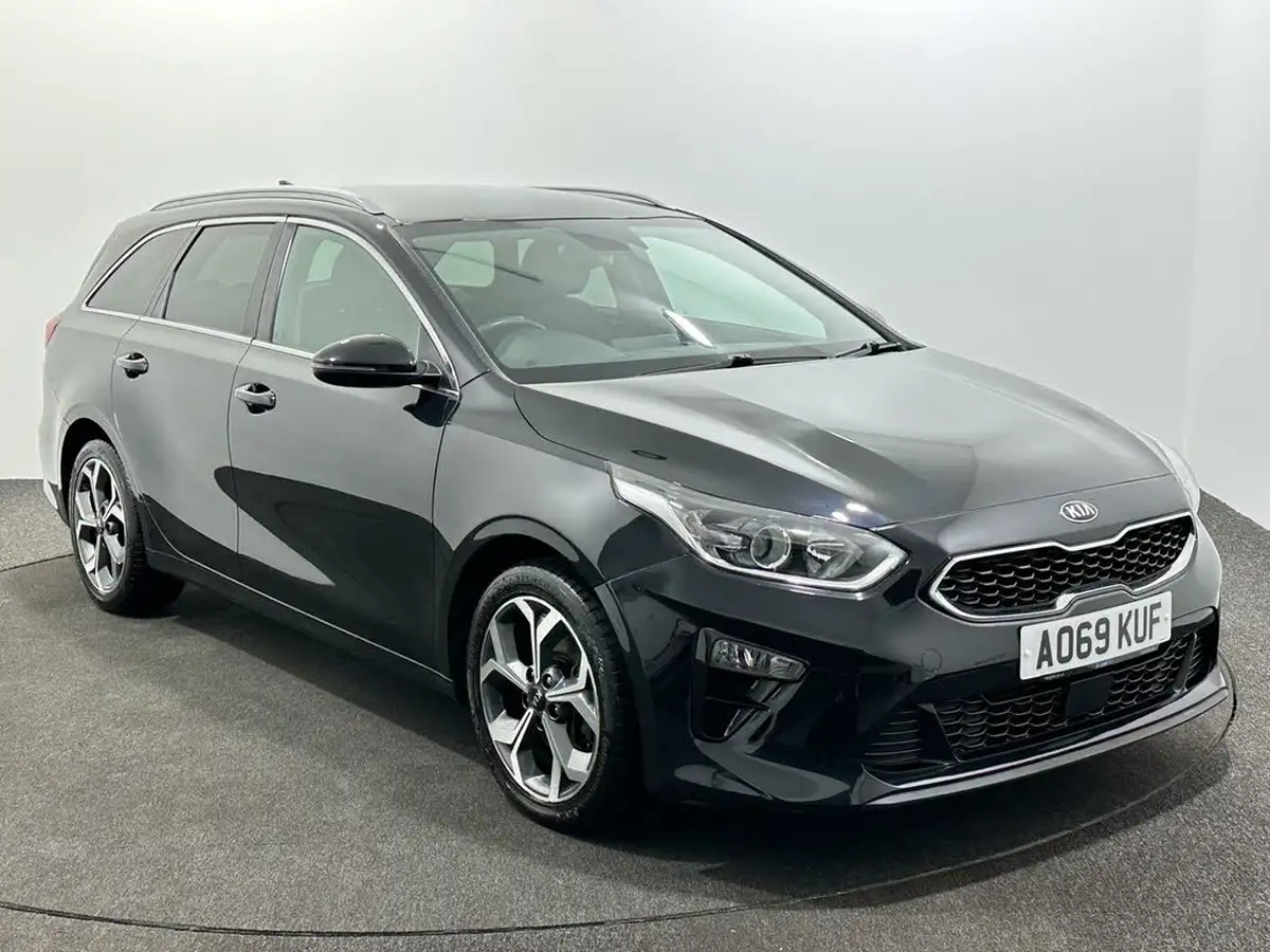 2019-kia-ceed-16crdi-3-sportswagon-big-0