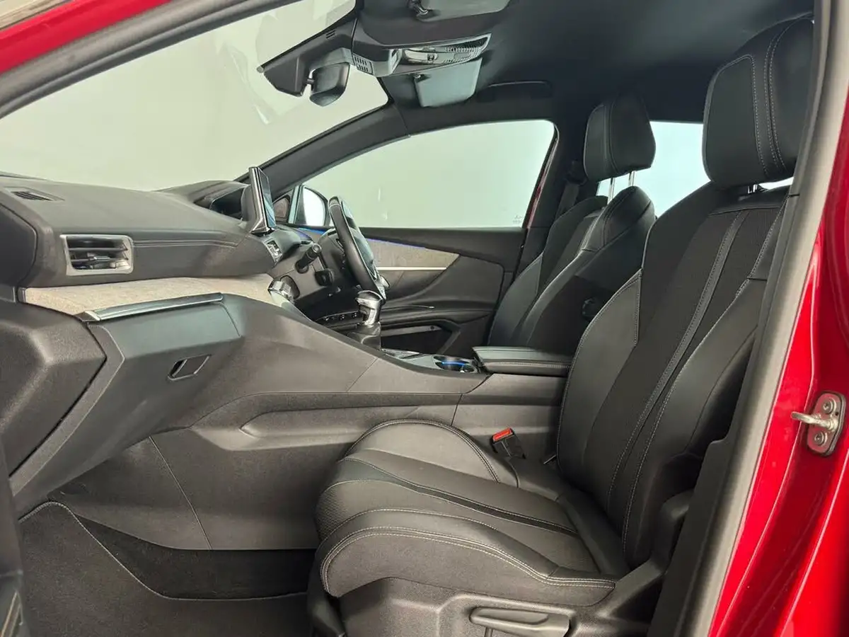 2022-peugeot-5008-suv-15-bluehdi-gt-eat8-big-36