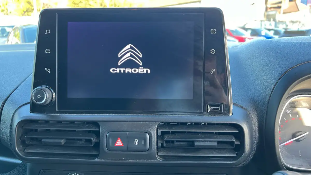 2021-citroen-berlingo-15bluehdi-1000-enterprise-130pseu6dt-e-ss-panel-eat8-auto-big-28