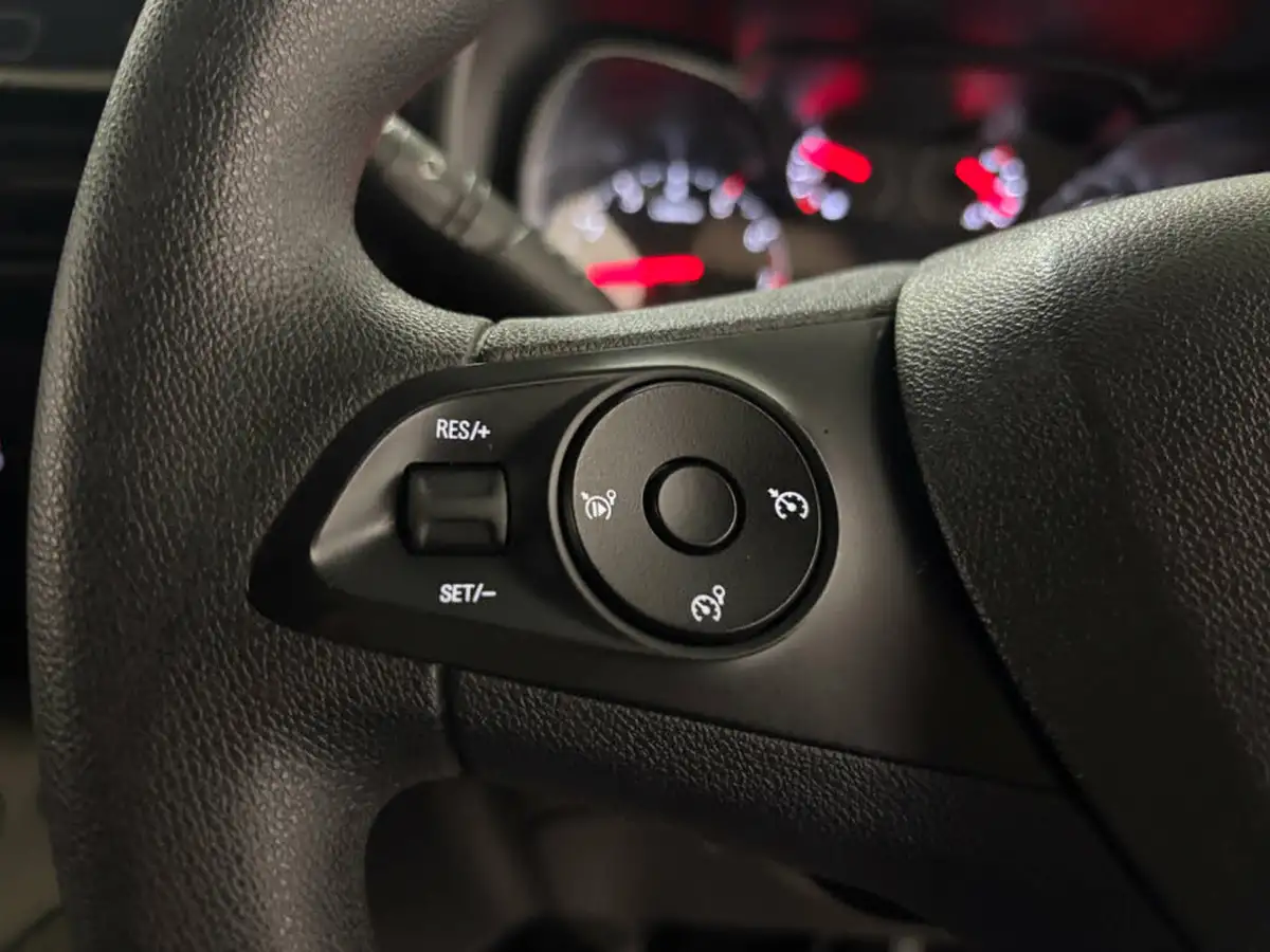 2019-vauxhall-combo-15cdti-edition-2000-75pseu6d-t-panel-big-19