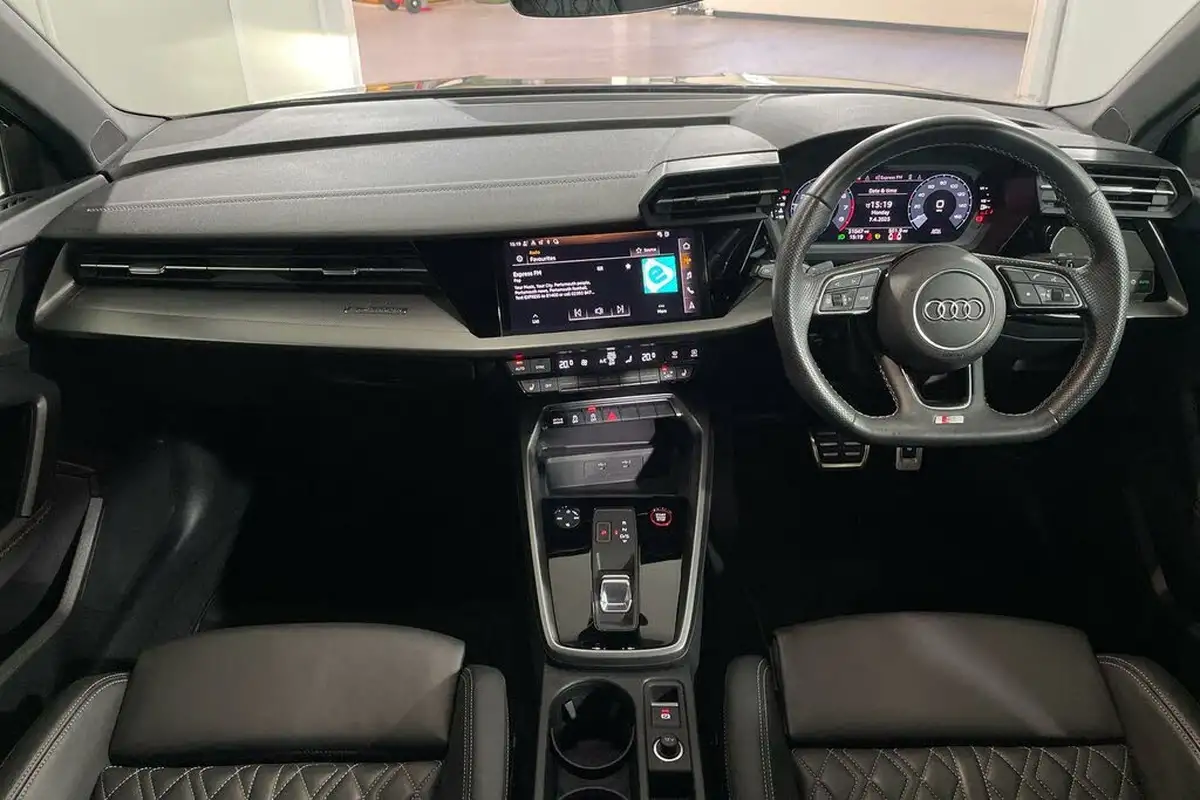 2022-audi-s3-20-tfsi-saloon-4d-big-2