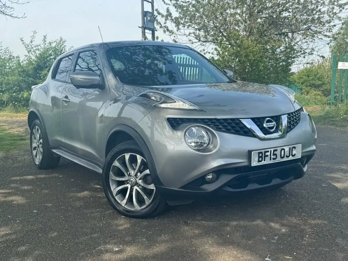 2015-nissan-juke-12-tekna-big-1