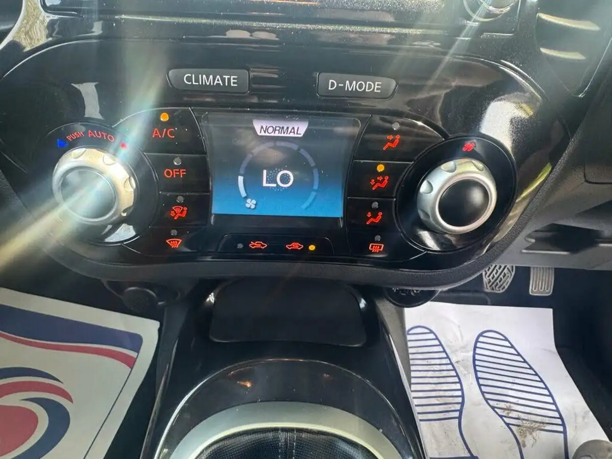 2015-nissan-juke-12-tekna-big-49