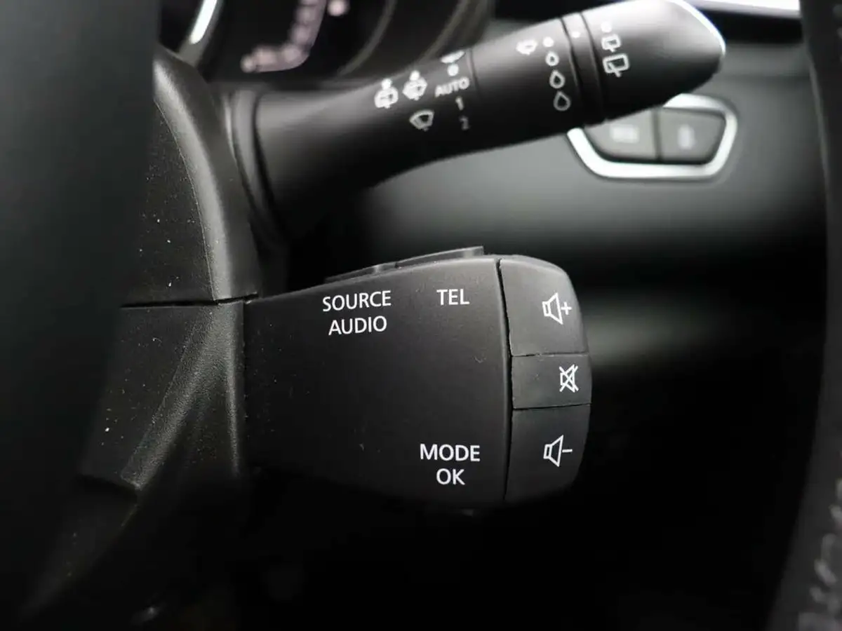 2020-renault-kadjar-13-tce-s-edition-140bhp-1332cc-edc-auto-big-32