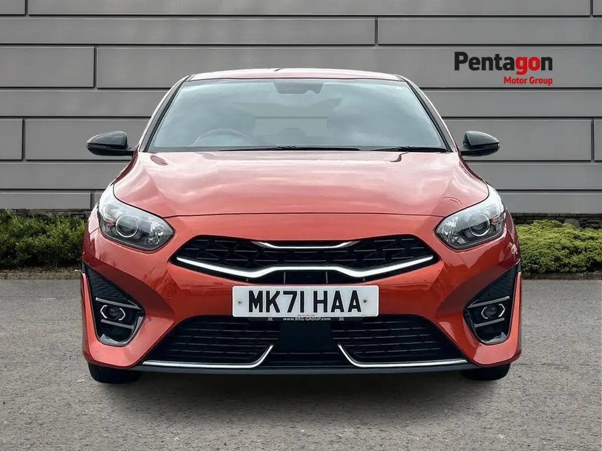2021-kia-ceed-15-t-gdi-gt-line-big-12