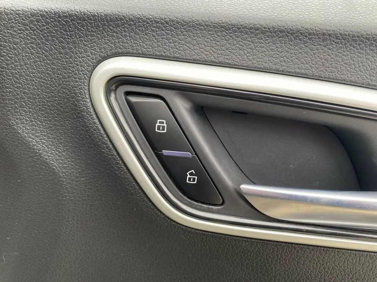2018-mg-zs-suv-15-vti-tech-excite-big-48