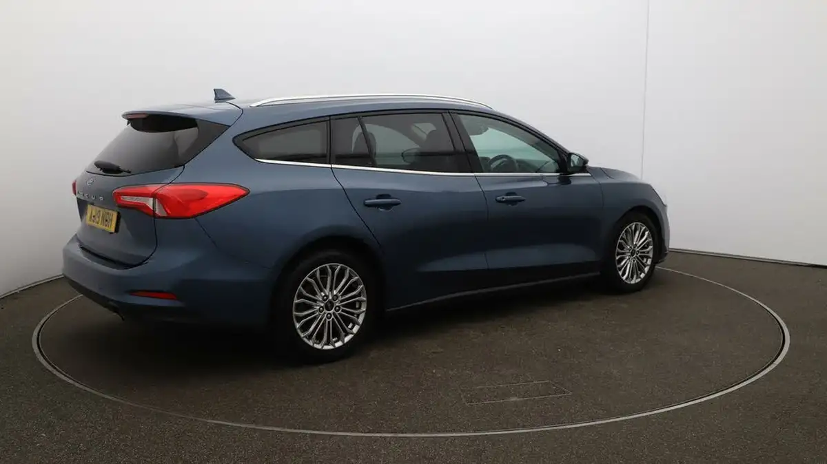 2019-ford-focus-10t-titanium-x-estate-auto-big-43