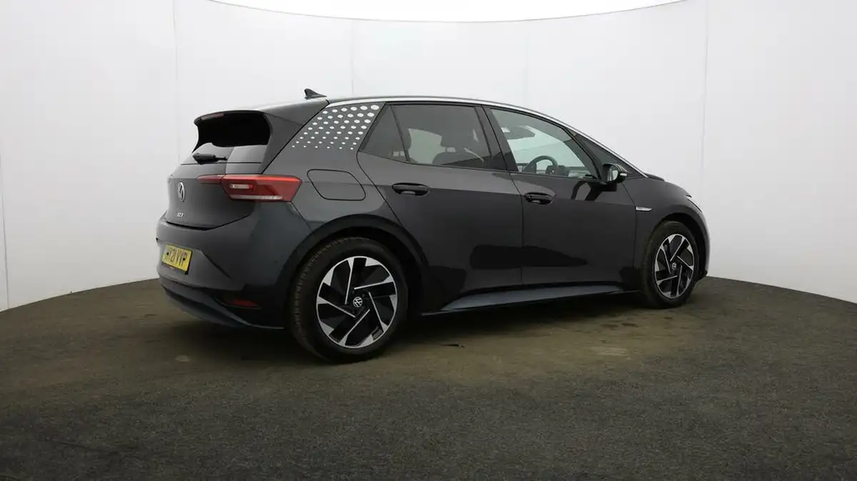 2021-volkswagen-id3-e-tech-big-47