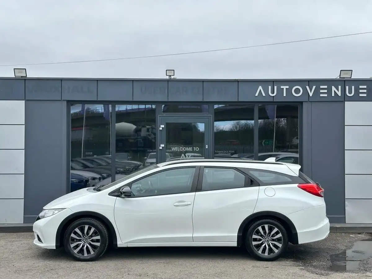 2014-honda-civic-16td-se-plus-tourer-big-18