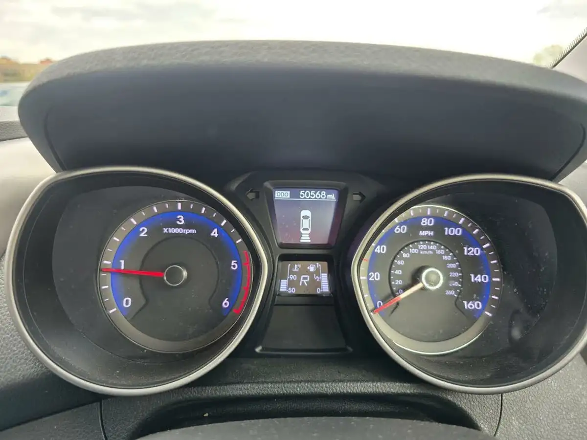 2017-hyundai-i30-16crdi-se-110ps-blue-drive-hatchback-dct-big-36