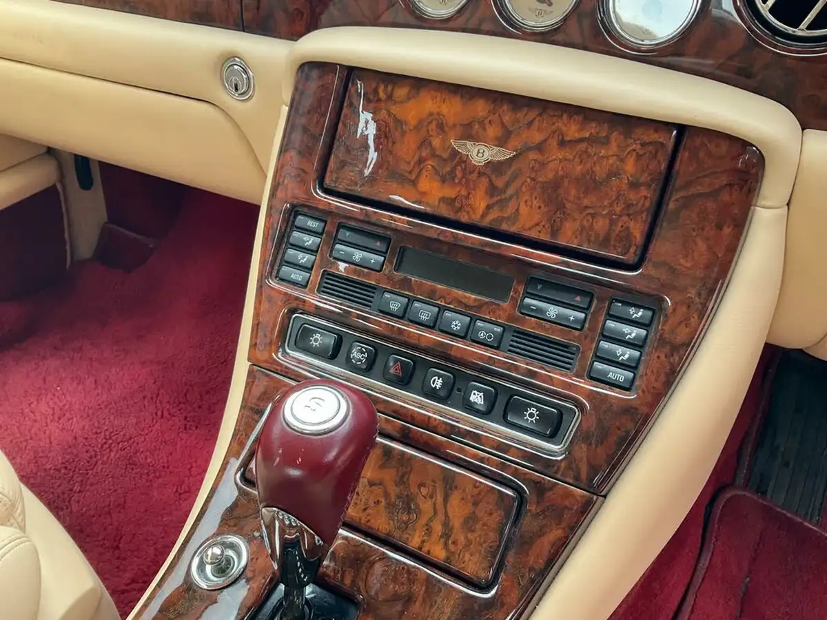 2001-bentley-arnage-68-red-label-big-72