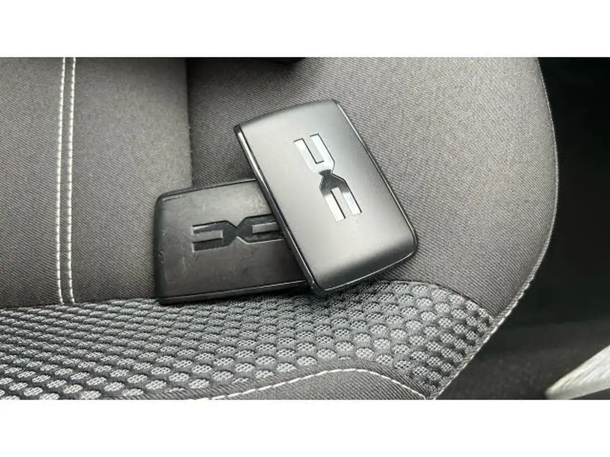 2024-dacia-duster-09-tce-journey-big-19