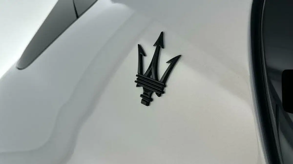 2023-maserati-grecale-20-modena-big-33