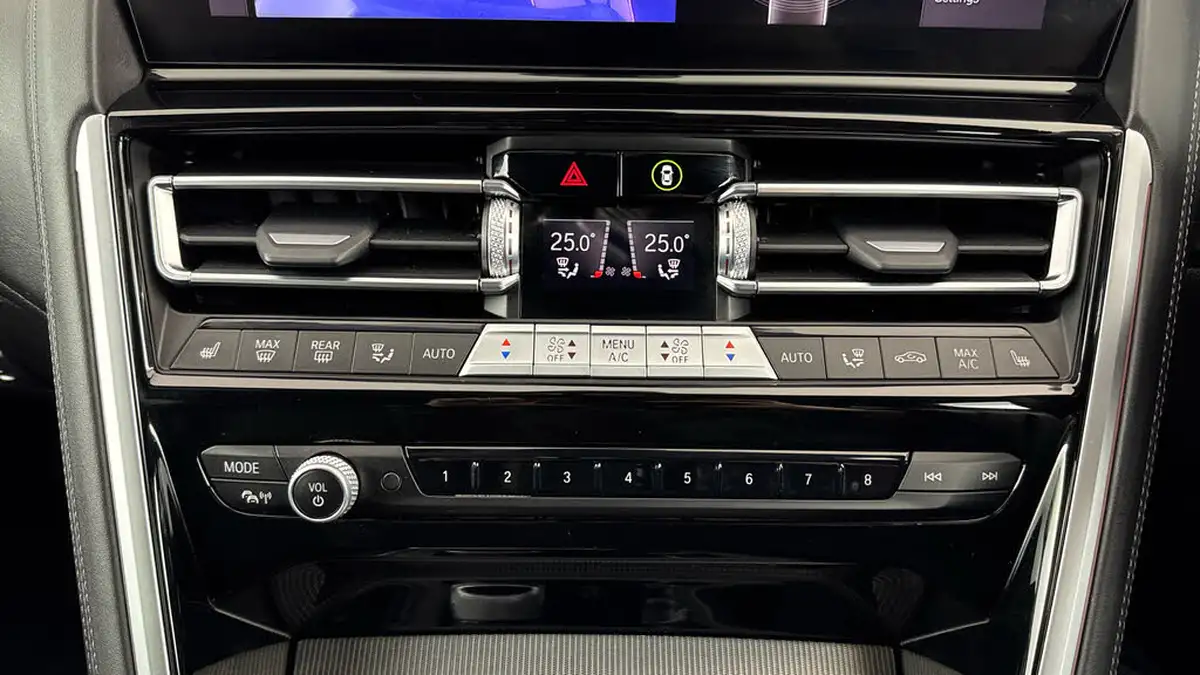 2022-bmw-8-series-30-840i-m-sport-gran-coupe-4d-big-21