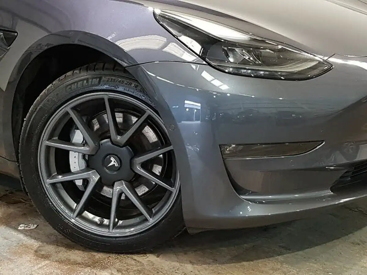 2021-tesla-model-3-e-long-range-awd-big-8