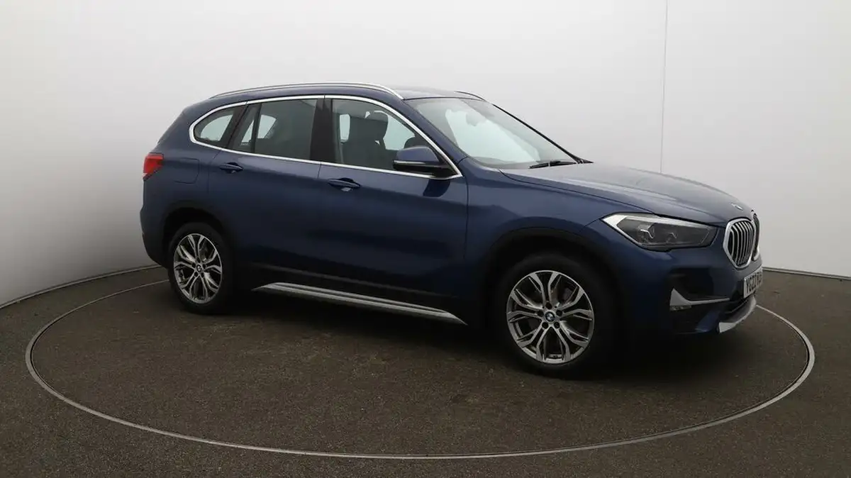 2022-bmw-x1-20-xdrive20i-xline-big-38