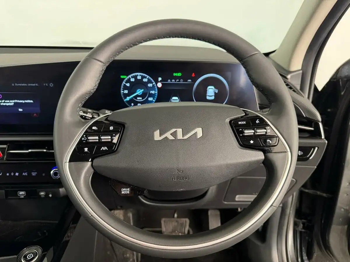 2022-kia-e-niro-ev-3-big-21
