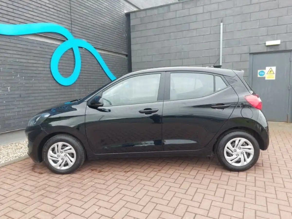 2021-hyundai-i10-10-se-big-3