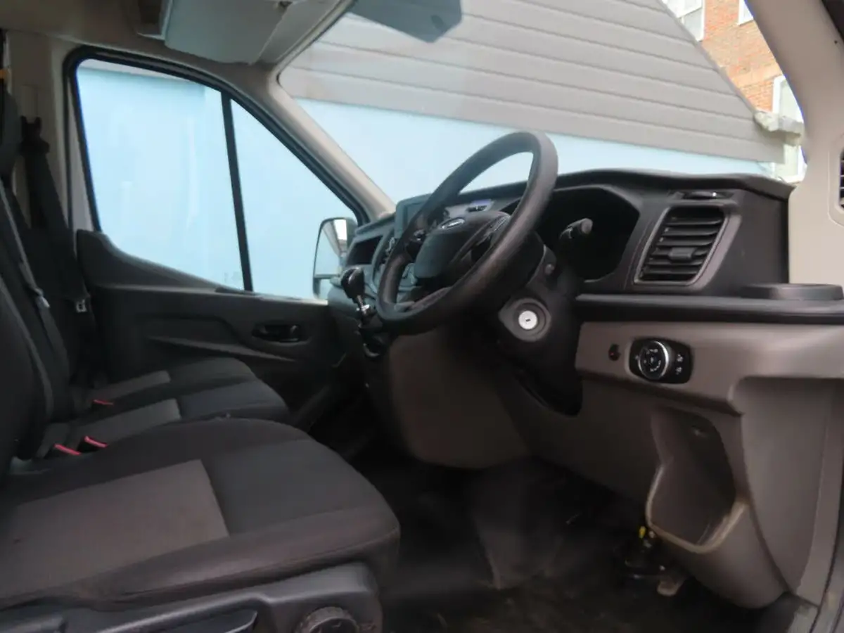 2022-ford-transit-20tdci-350-l3h2-leader-130pseu6dt-panel-van-big-27