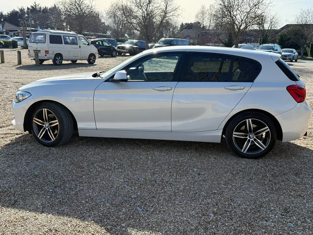 2016-bmw-1-series-15td-116d-sport-5d-big-6