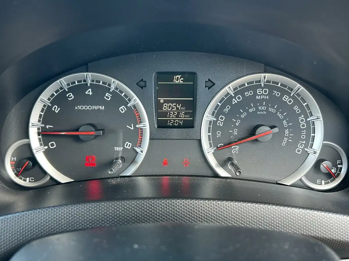 2015-suzuki-swift-12-sz2-3d-big-9