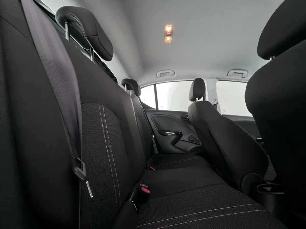 2018-vauxhall-corsa-14i-sri-90ps-ecotec-5d-big-13