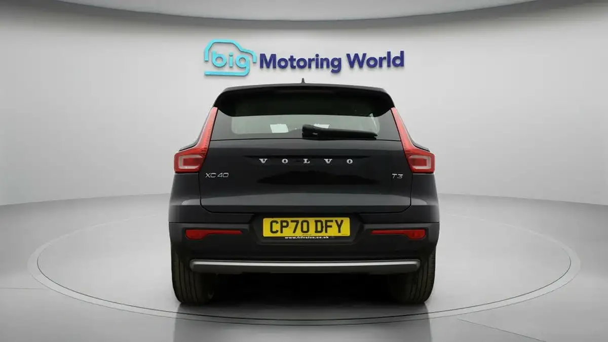 2021-volvo-xc40-15-t3-inscription-pro-163bhp-big-5