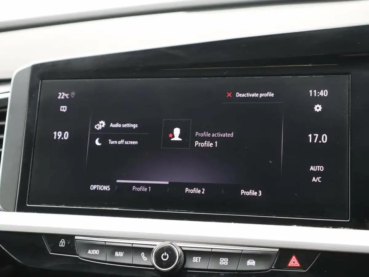 2022-vauxhall-grandland-12-sri-big-15