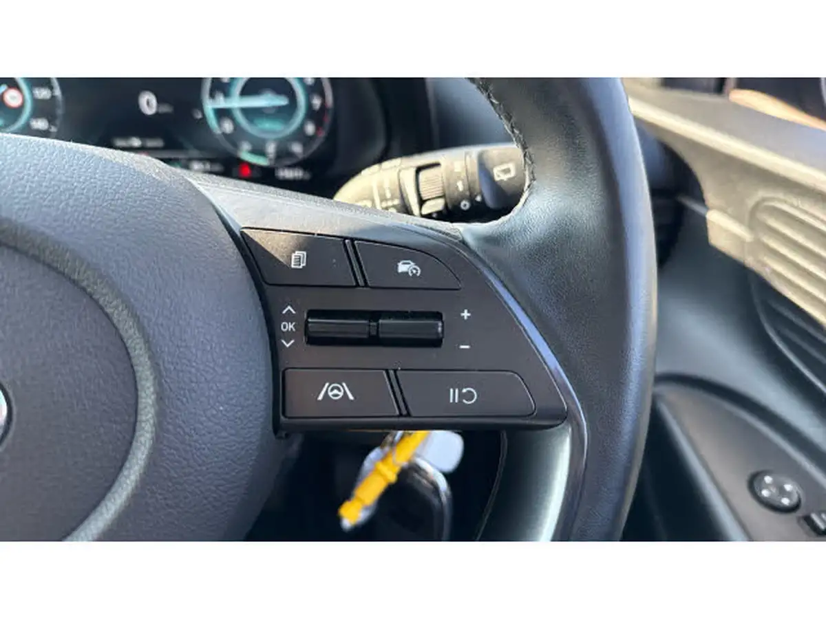 2021-hyundai-i20-10-t-gdi-se-connect-eclutch-imt-big-21