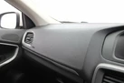 2013-volvo-v40-16-t2-es-small-32